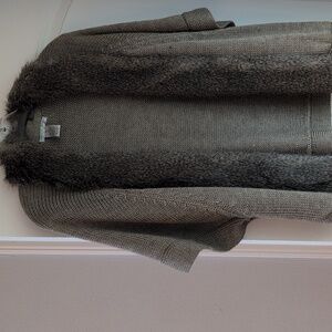 Alberto Makali Gray Cardigan with Faux Fur Trim